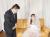 Be My Bride… ウェディングドレスに憧れ続けた美少年 女装子DEBUT 葵23歳　葵